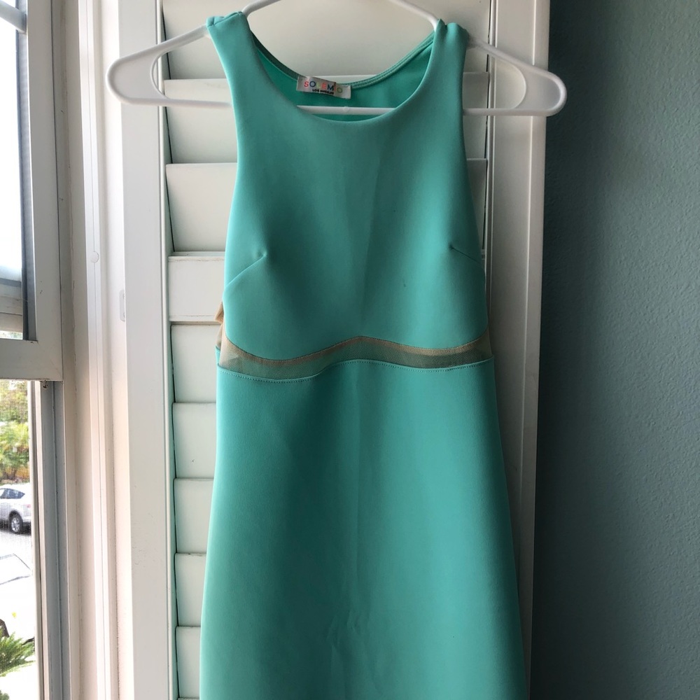 Dress - Picture 3 of 4
